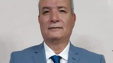 الدكتور عبد الخالق حسن يونس