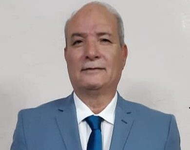 الدكتور عبد الخالق حسن يونس